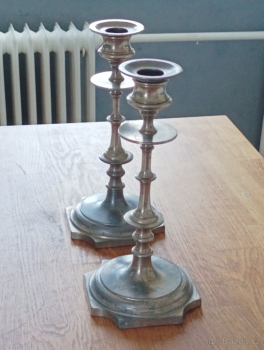 ART DECO KOVOVÉ PÁROVÉ SVÍCNY FRANCIE - 4