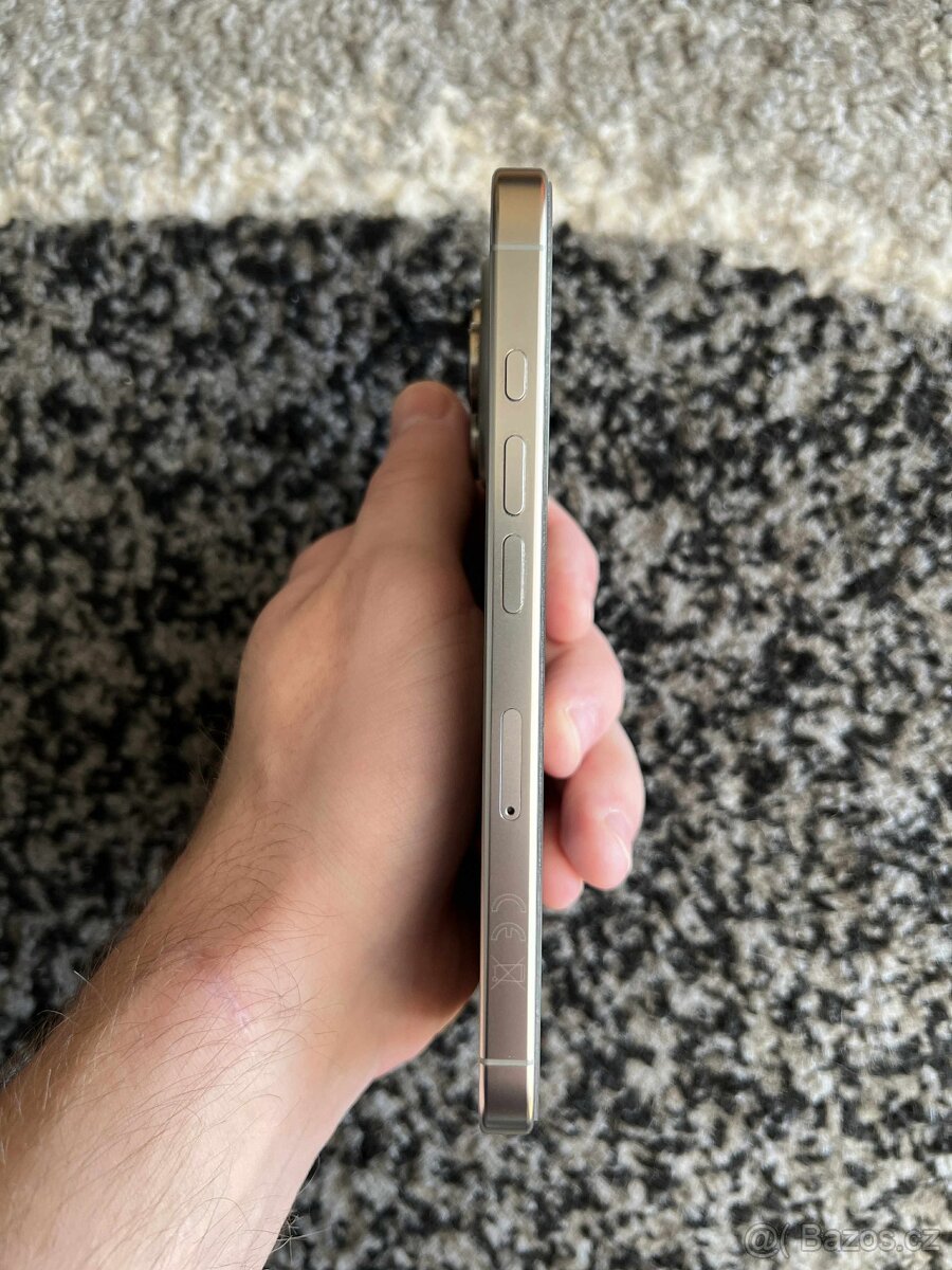 iPhone 16 Pro 256GB - 4