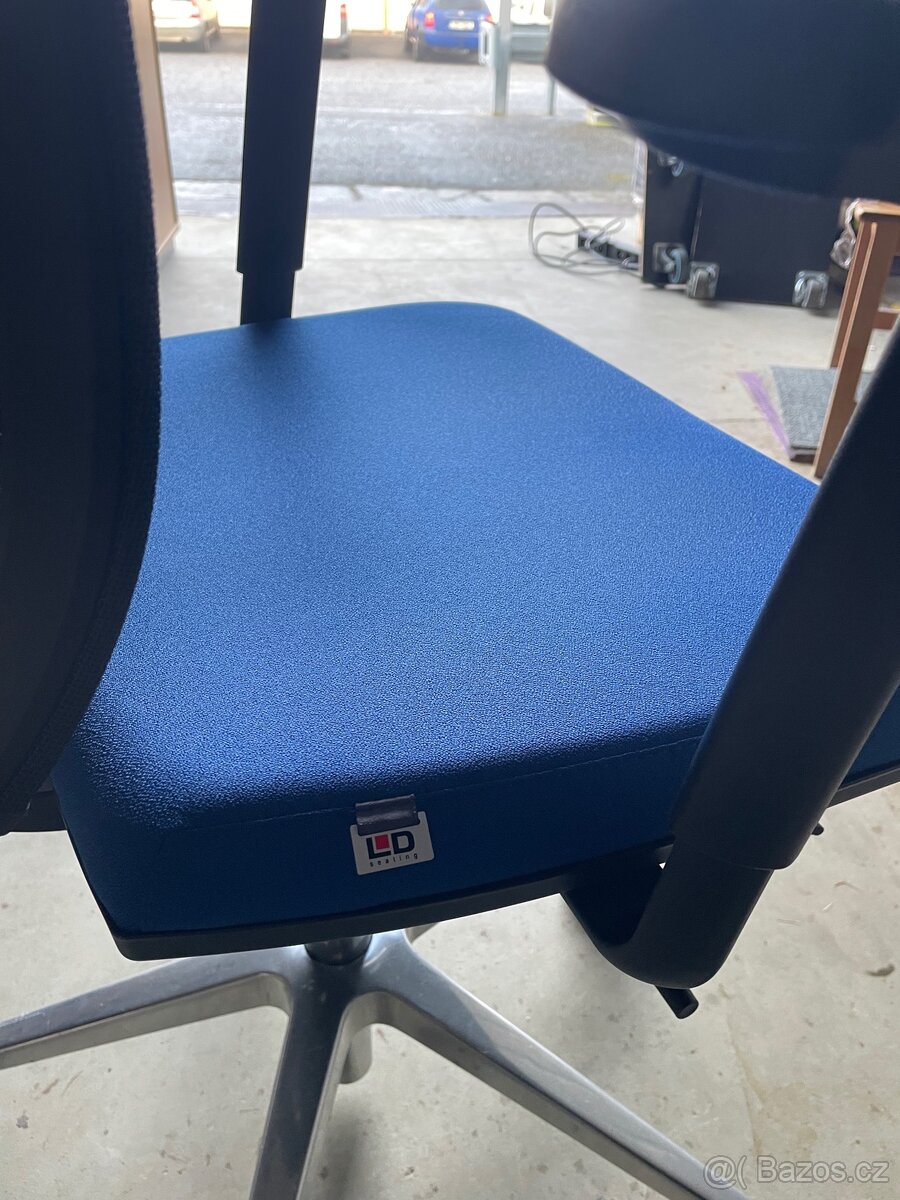 Kancelářská židle LYRA NET - 4