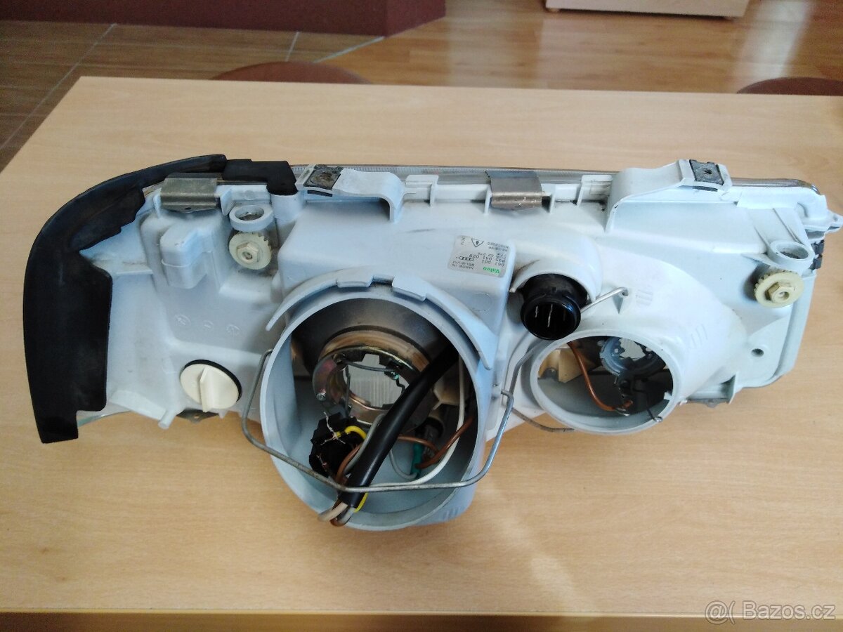 Přední světla Audi Coupe B3 - 4
