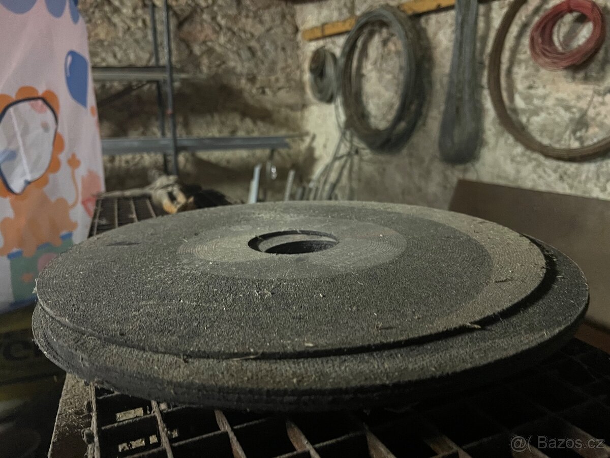 Rozbruška zámečnická + řezné kotouče - 4