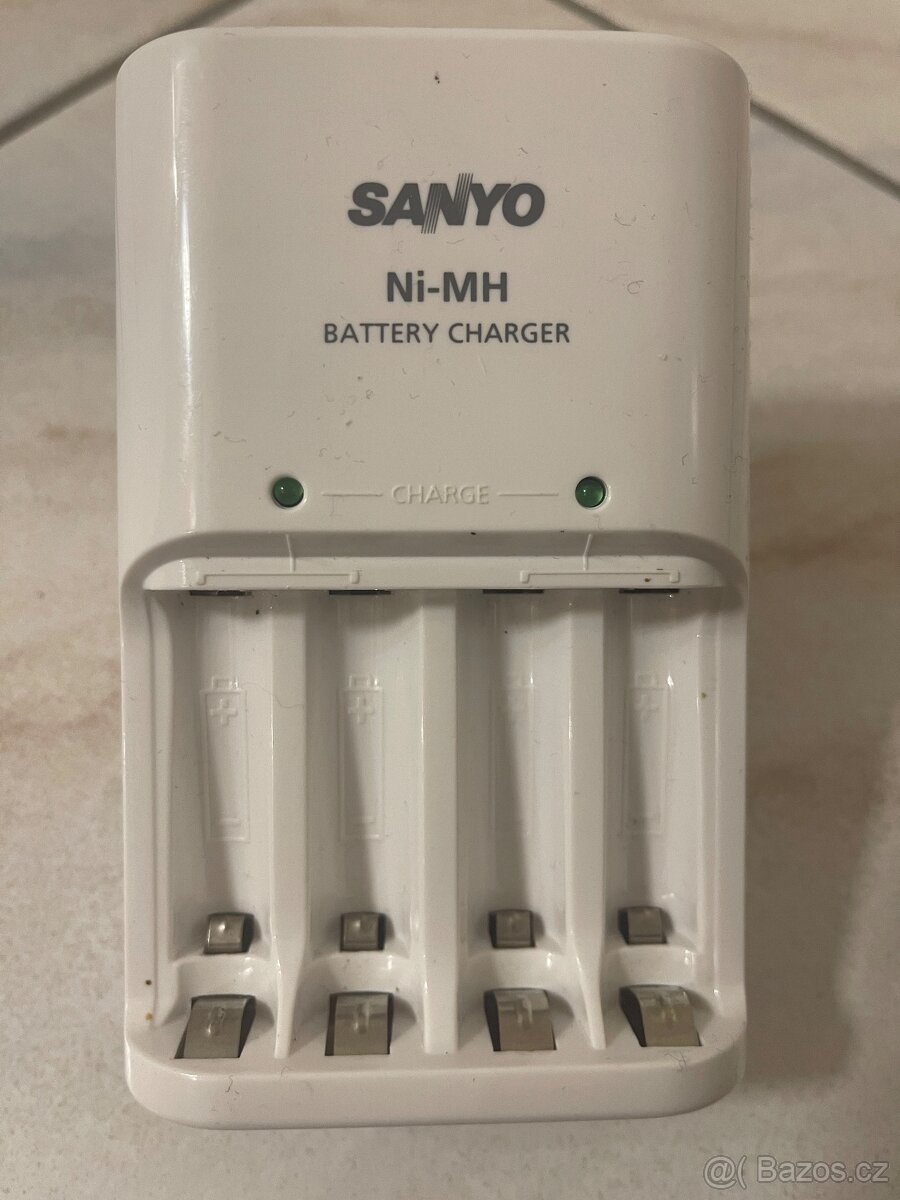Nabíječky AA/AAA baterií. - 4