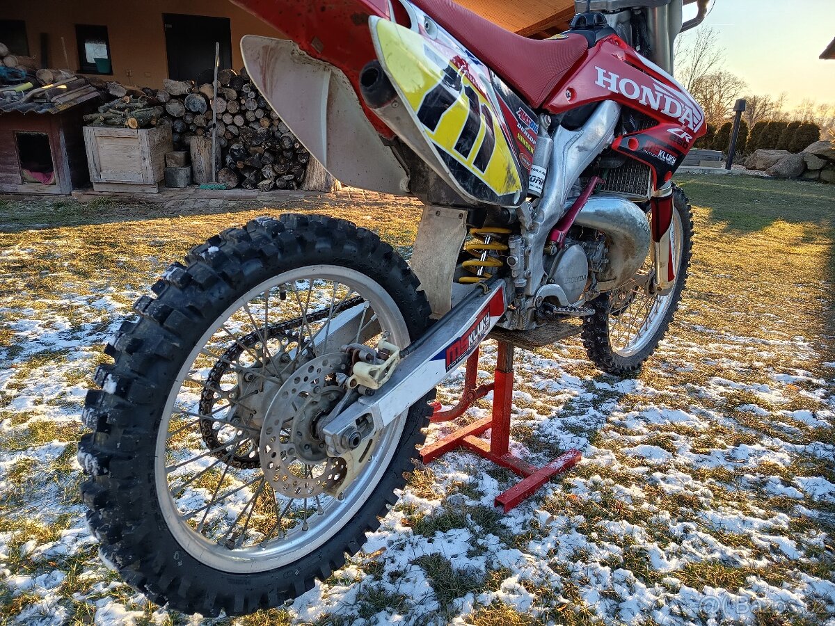 Honda CR250 - 4