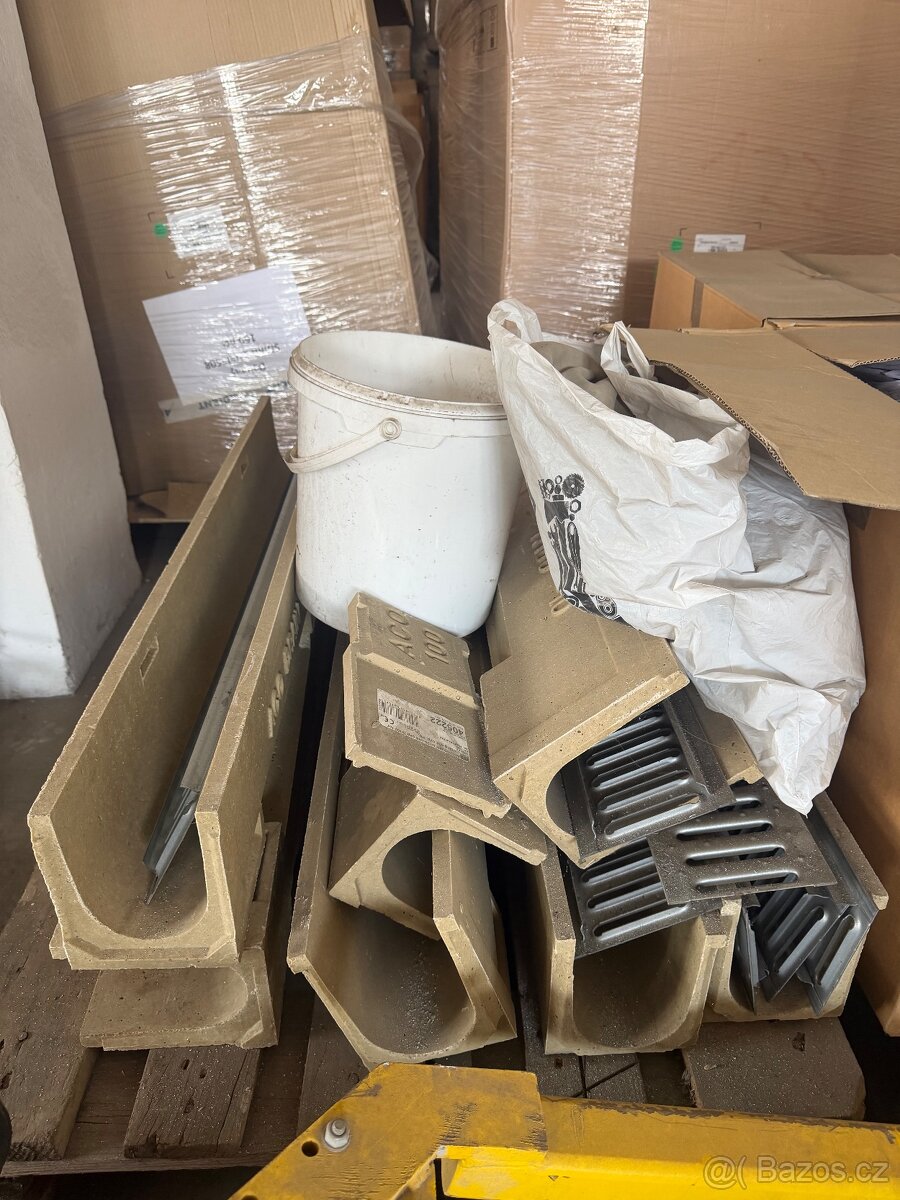 Prodám nové žlaby Aco RD100V 1,0m - 4