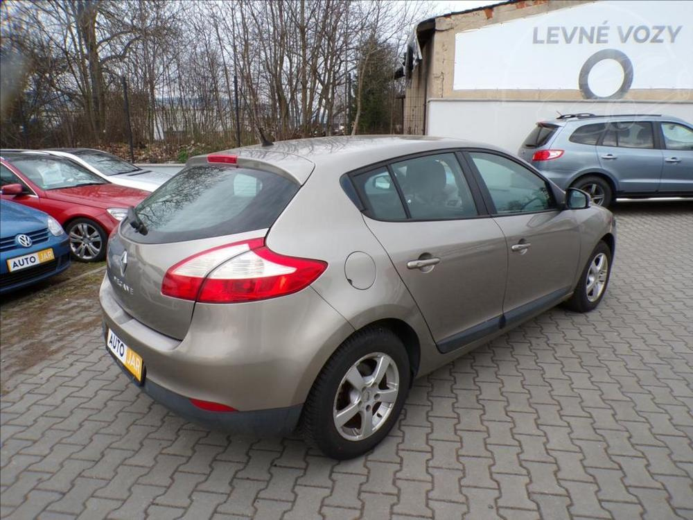 Renault Megane 1,6 16V DIGI.KLIMA,1.MAJITEL - 4