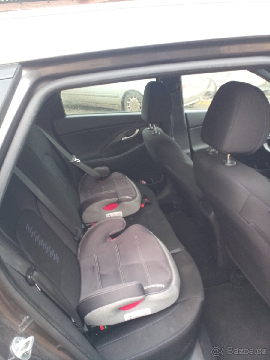 Hyundai i30 1.4 turbo 7mesic 2018 - 4