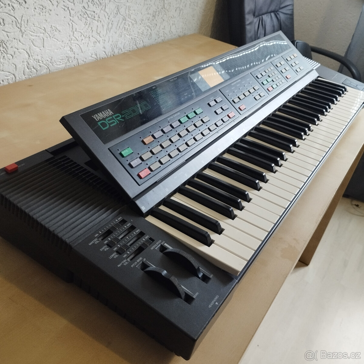 Yamaha DSR-2000 - 4