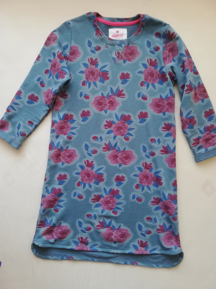 Prodám dívčí šaty nové i nošené. - 4