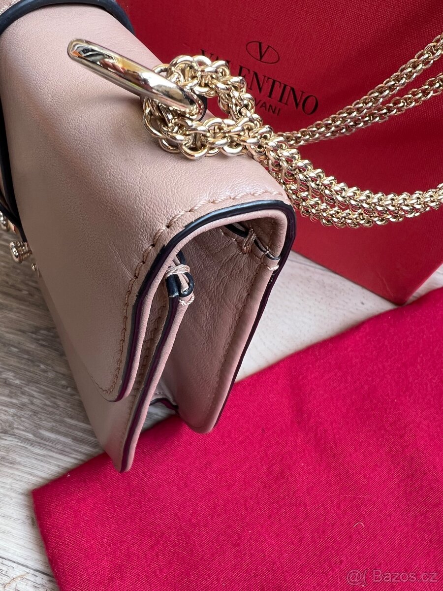 Valentino Rockstud Calfskin Chain kabelka - 4