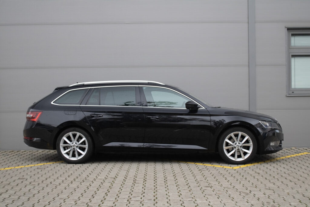 Škoda Superb - 4