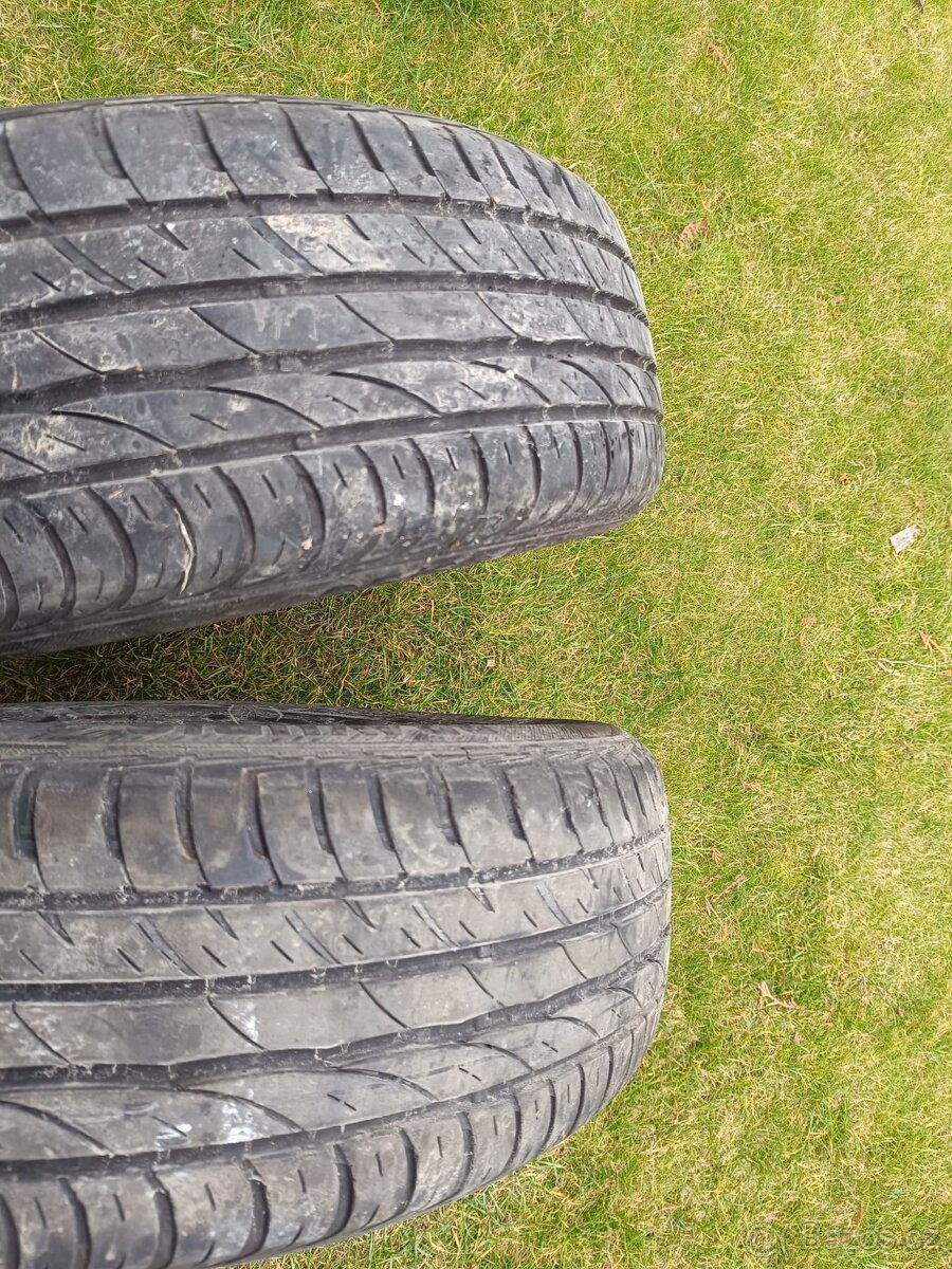 Letní 2 ks Barum Bravuris2. 205/60/16 - 4