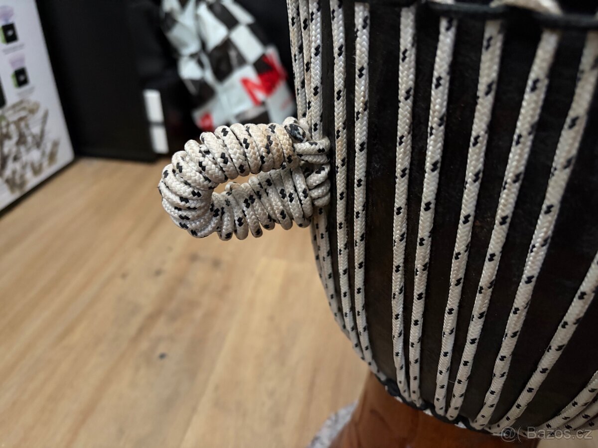 Ručně vyráběný buben djembe 50cm - 4