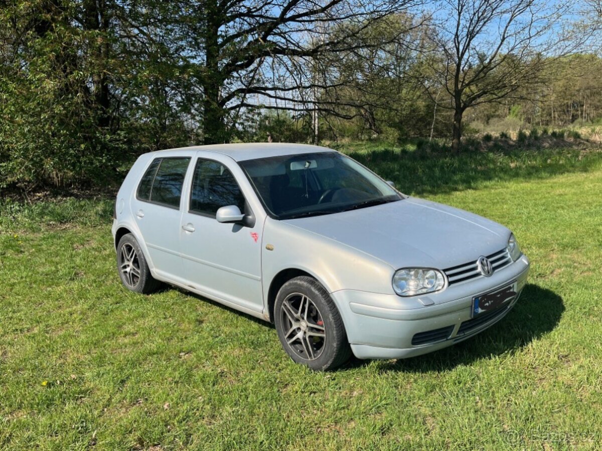 Volkswagen Golf 4 1,6 74kw - 4