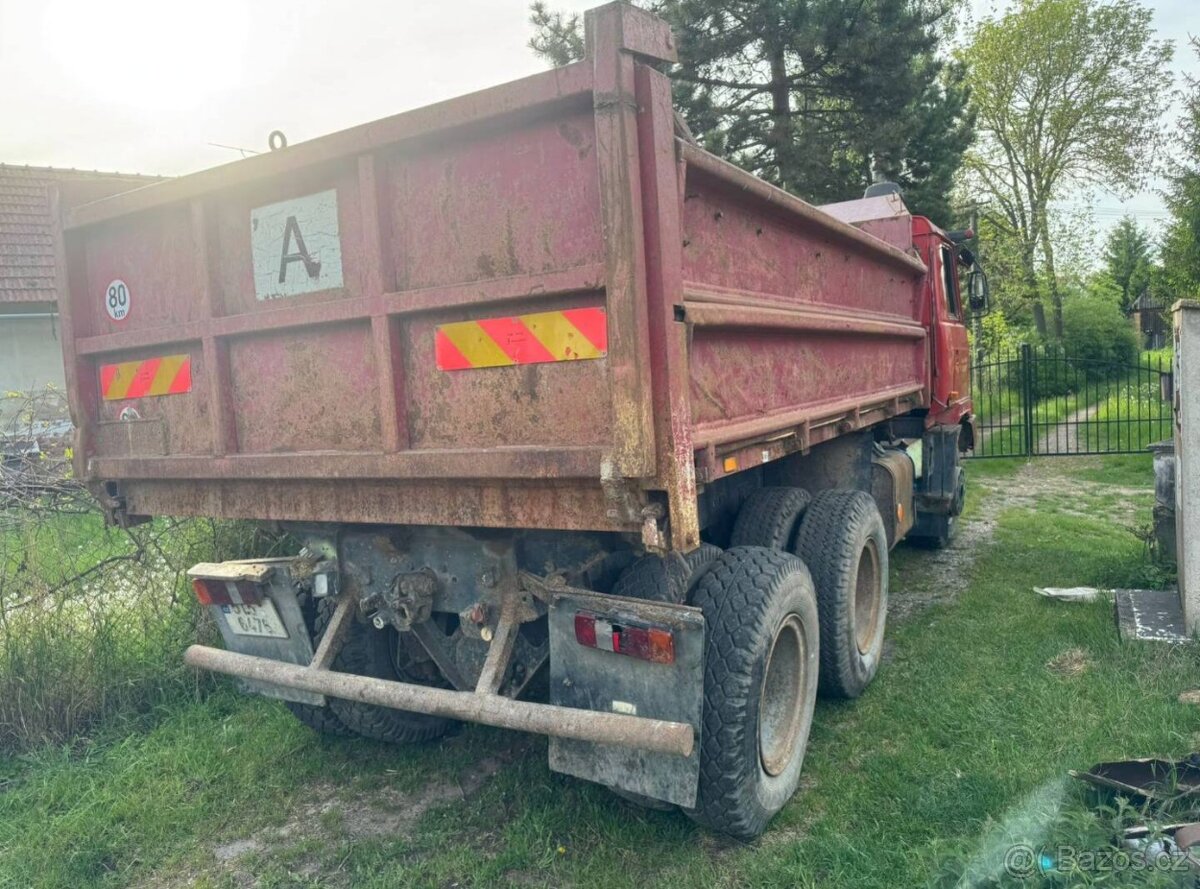 Tatra 815 sklápěč - 4