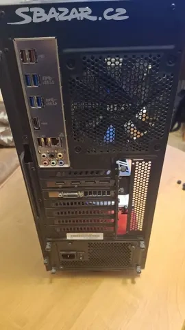 Herní PC i7-7700 - 4