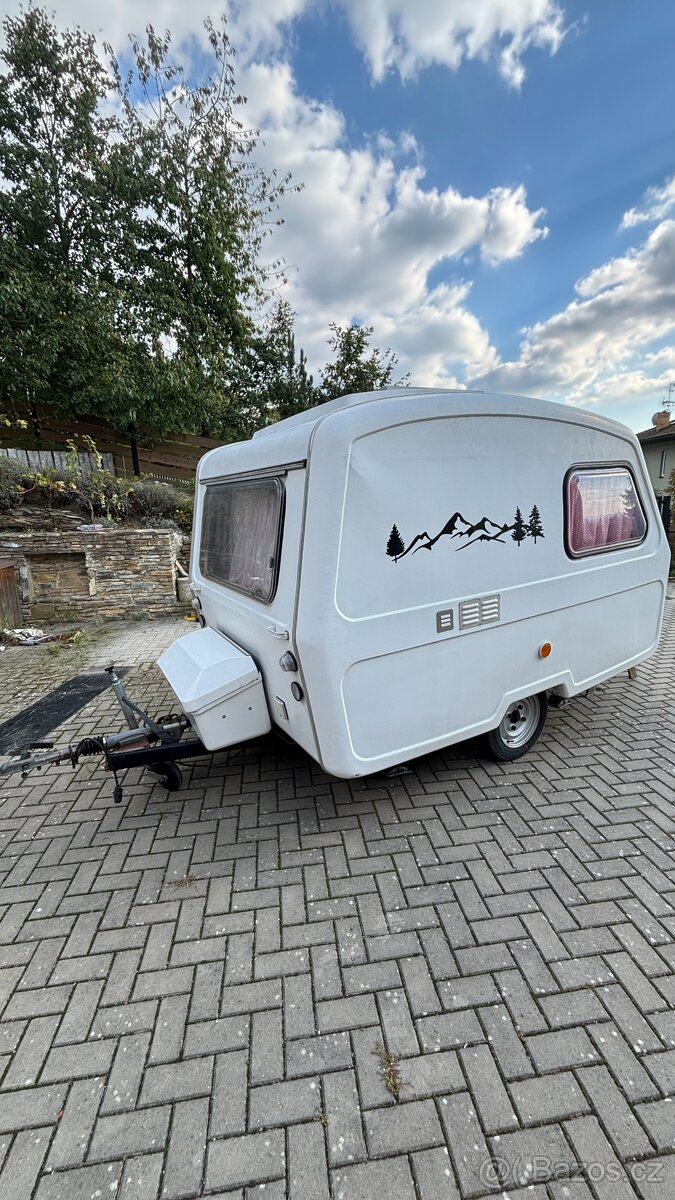 Karavan N126 Niewiadow Predom Prespol, veterán - 4