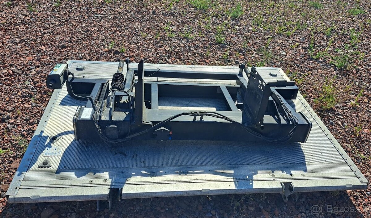 Pěkná hydraulická plošina čelo Bär BC 1000S4 - 4