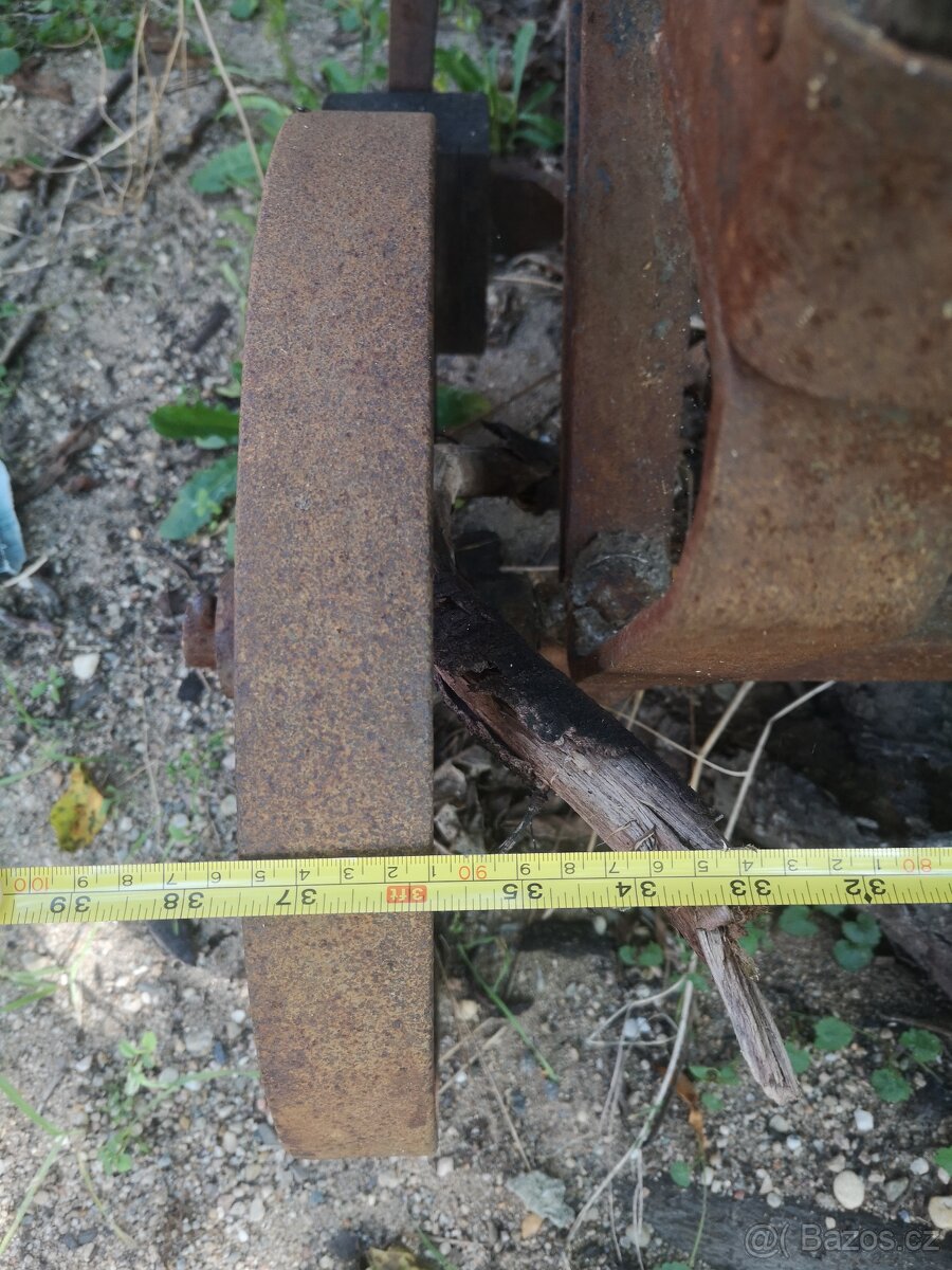 Vozík starý, historicky kompresor - 4