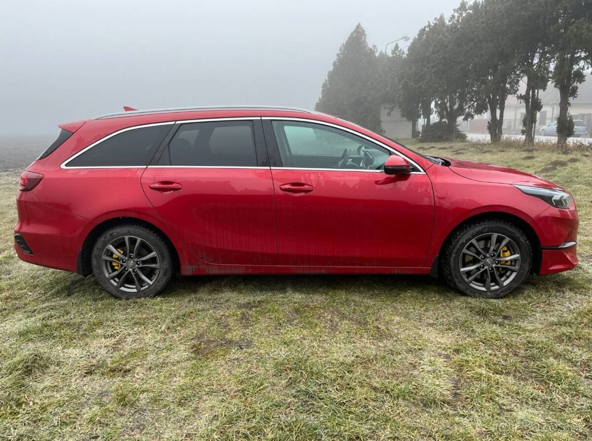 Kia Ceed SW 1.5 T-GDI - 4