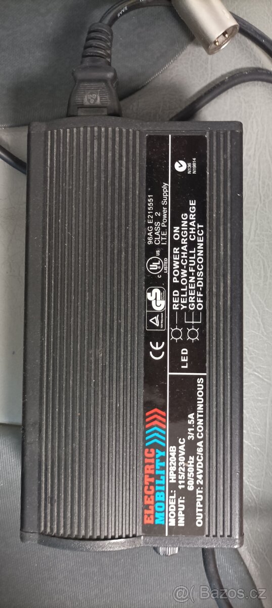 elektrický invalidní vozík - 4