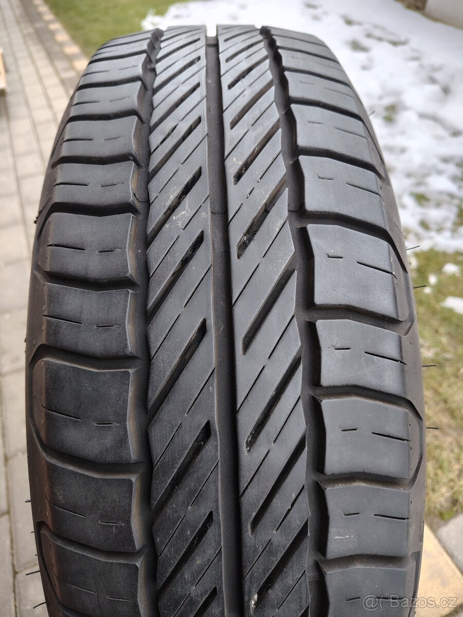 Prodám letní pneu 195/65/16c - 4