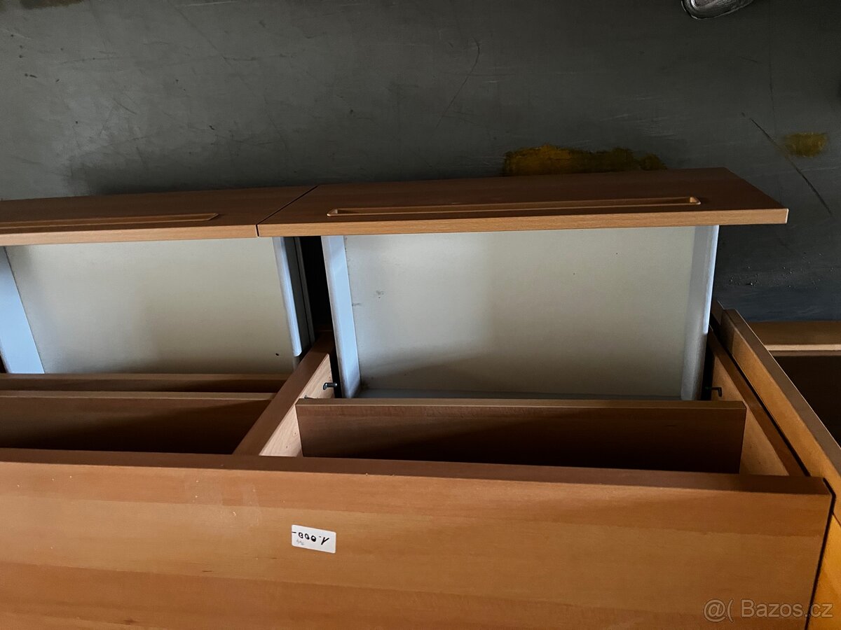 Televizní stolek - 4