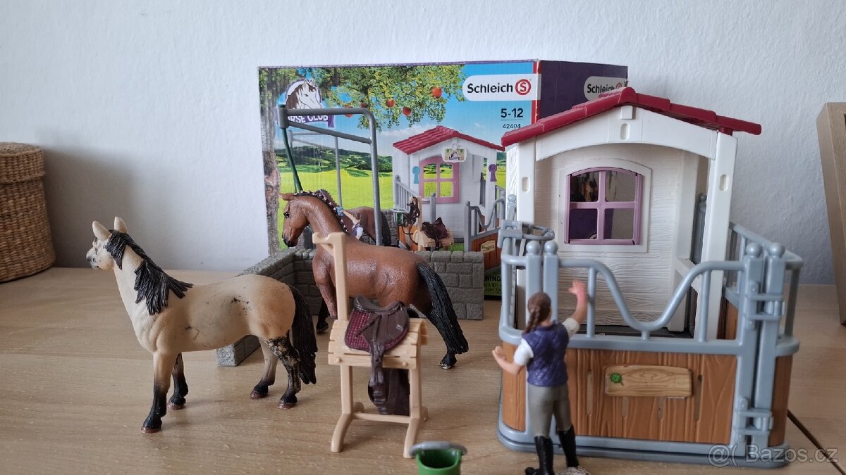 Schleich micí box a stak pro koniky - 4