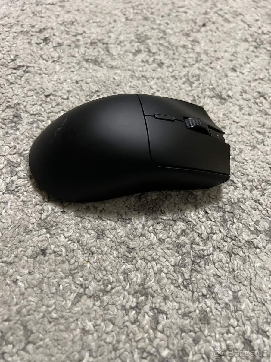 Razer Viper V3 HyperSpeed - 4
