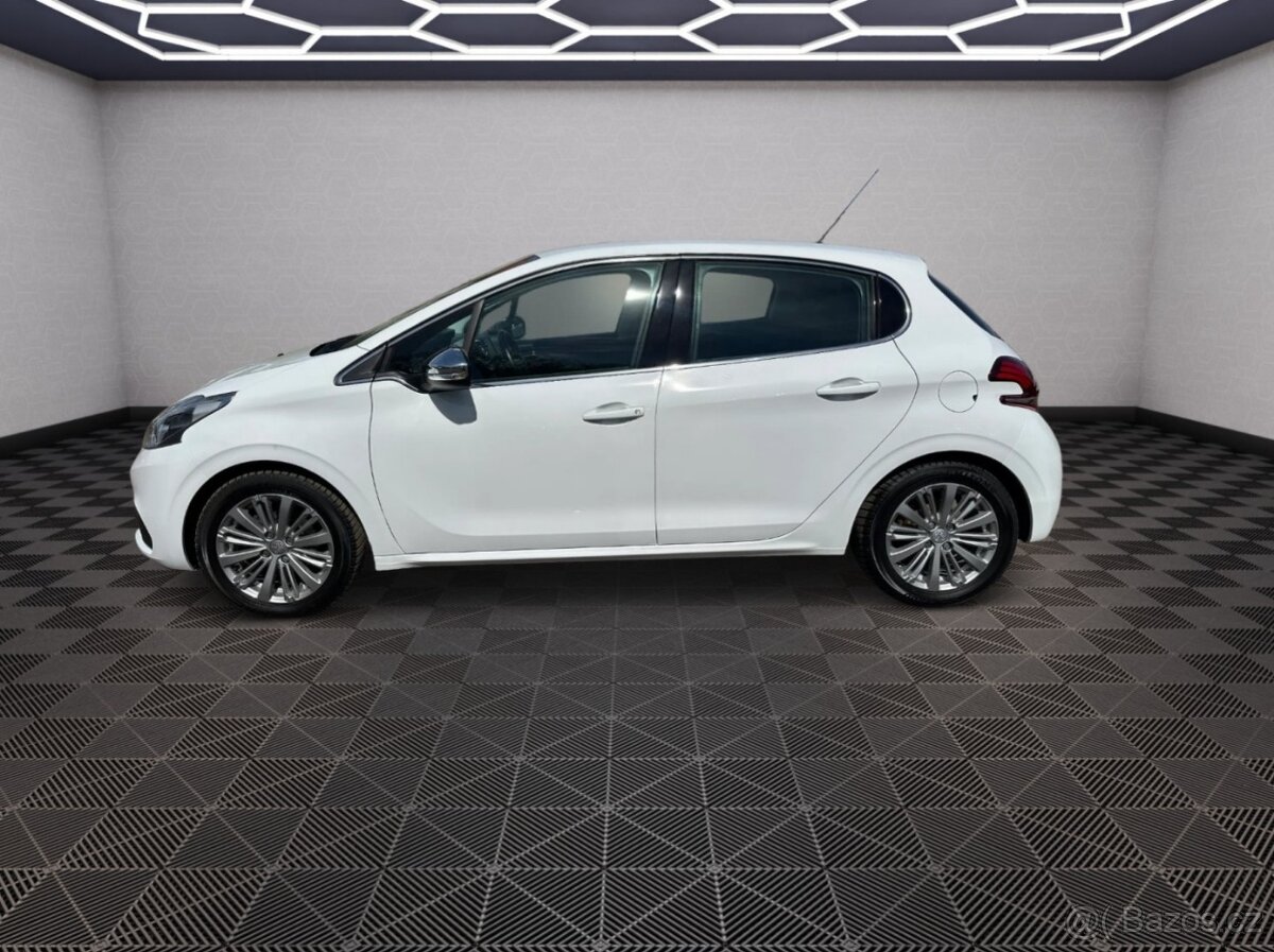 Nabízím Peugeot 208 Style - 4