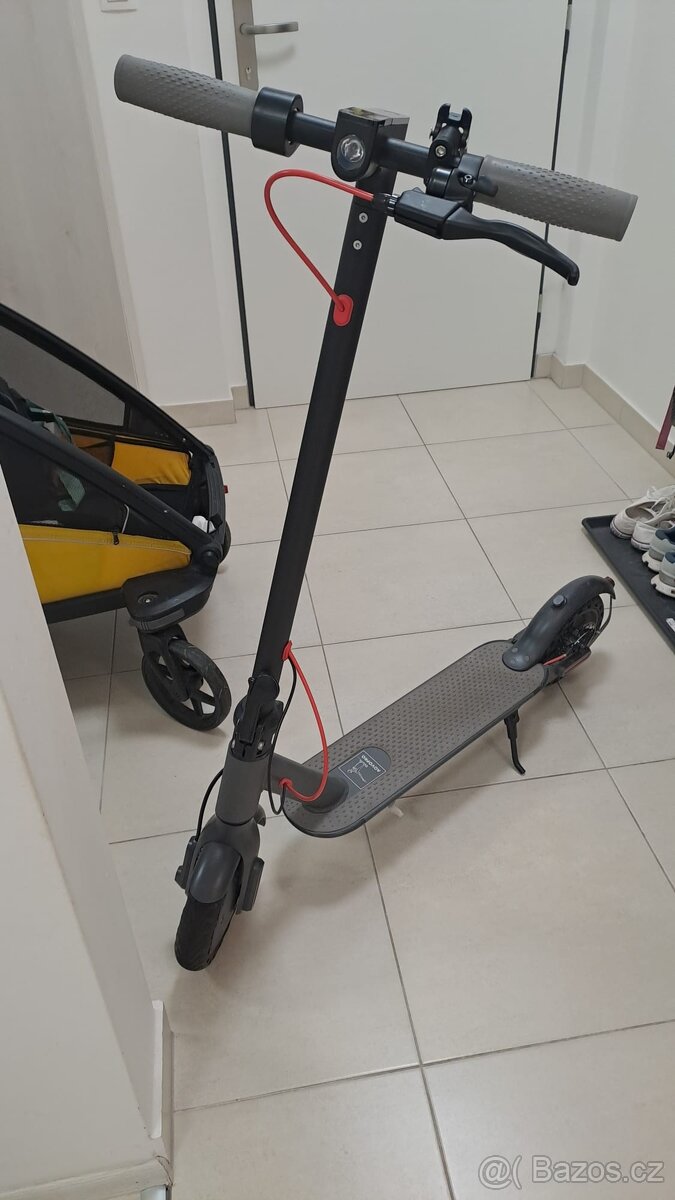 Elektrická koloběžka AOVOPRO - 4