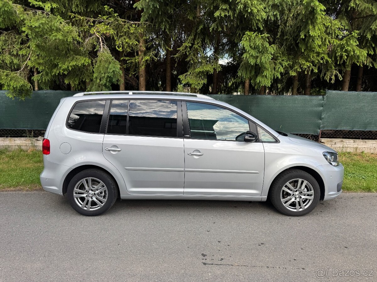 Vw Touran - 4