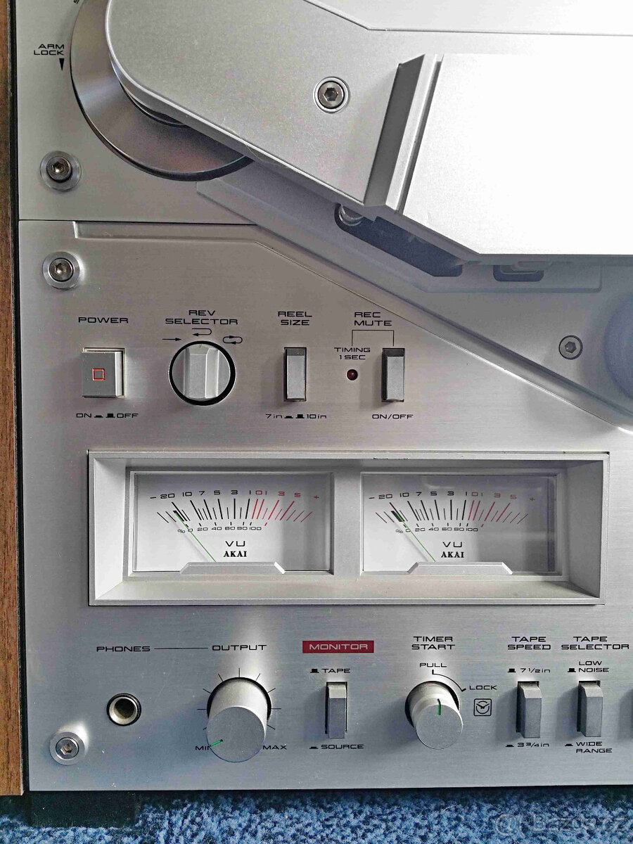 Akai - 4