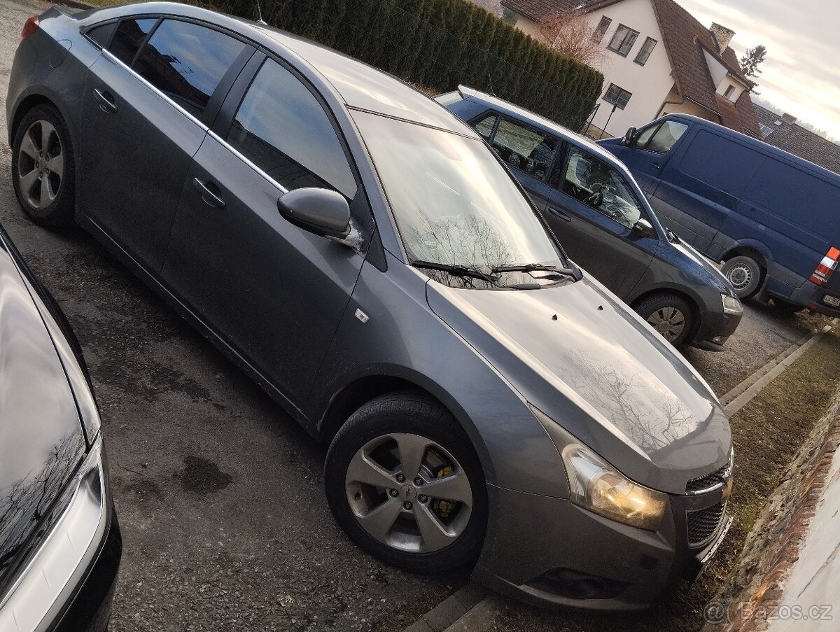 Cevrolet Cruze 2.0 - 4