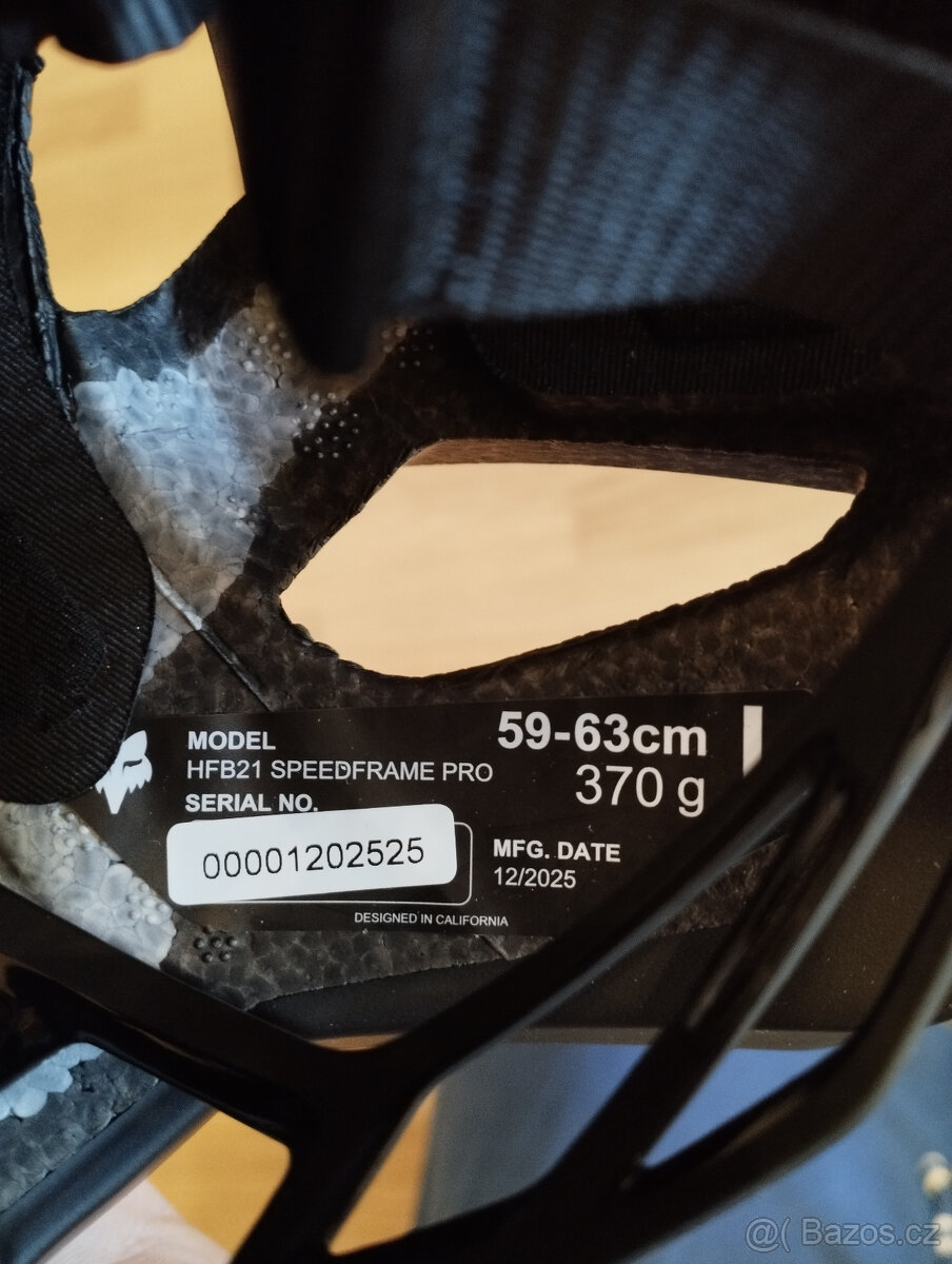 Nová Helma Fox Speedframe Pro MIPS L black - 4