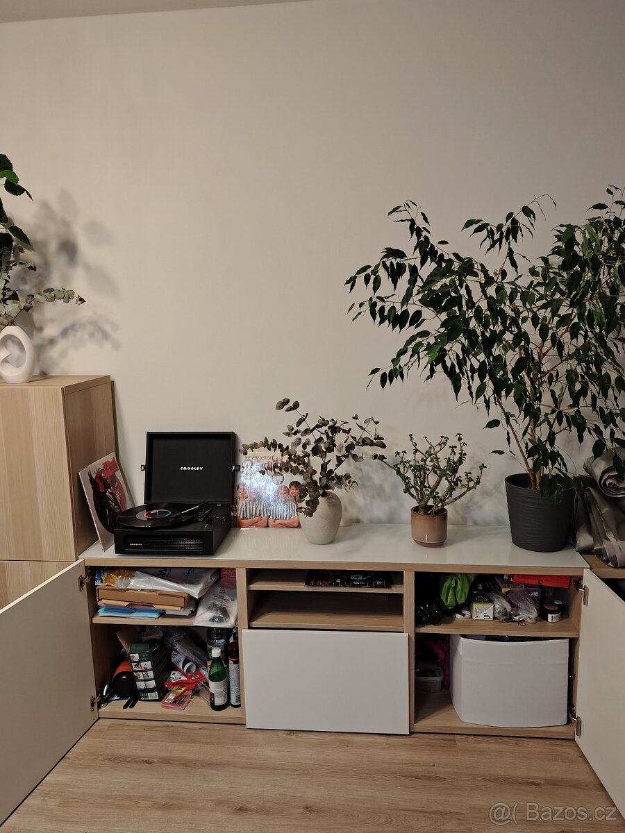 TV skříňka IKEA Besta - 4