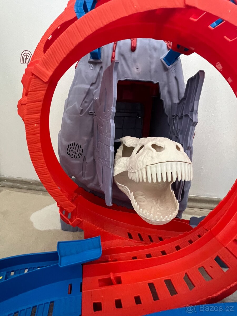 Hot wheels dráha dinosaurus - 4