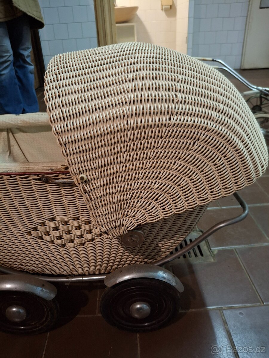 Retro kočárek - 4