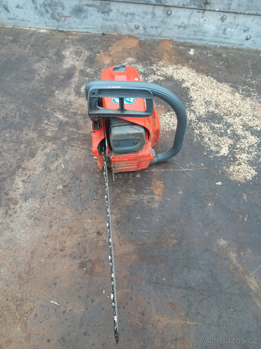 Prodám motorovou pilou oleo Mac 947 - 4