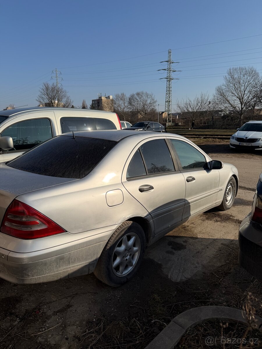 Mercedes Benz w203 2.2 cdi - 4