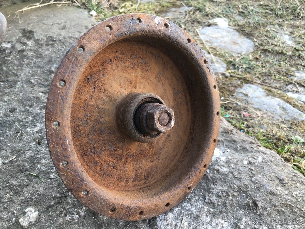 Střed kola manet 90 - 4