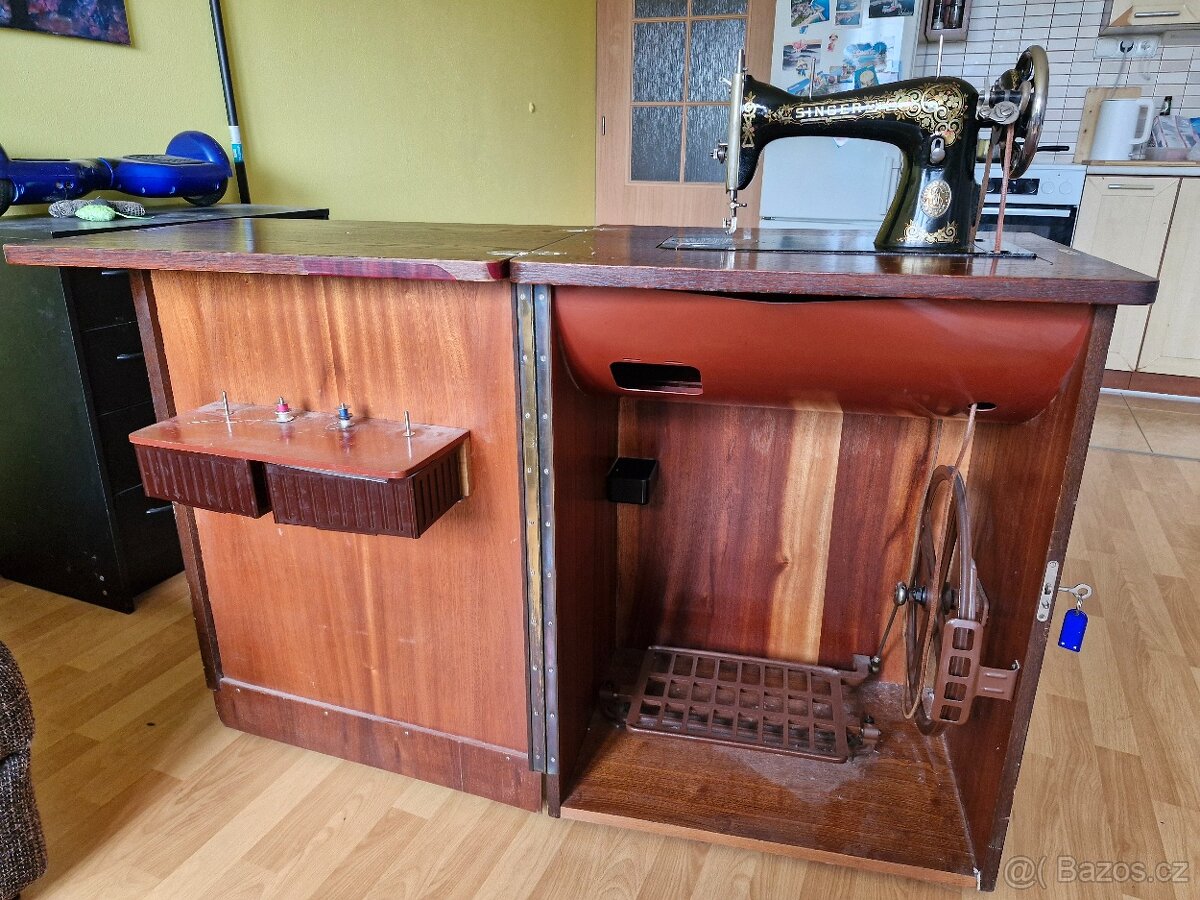 Starý šicí stroj Singer - plně funkční - 4