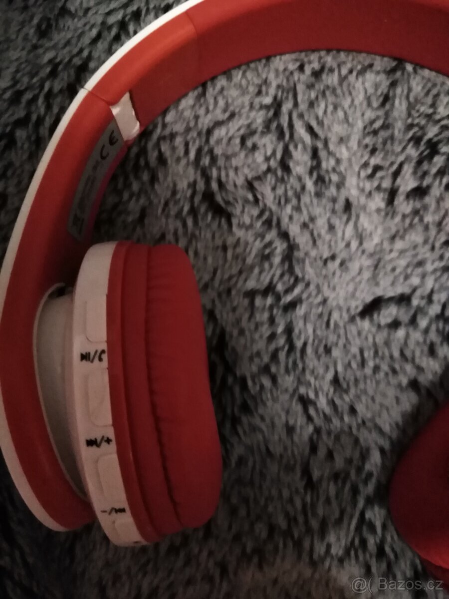 Bluetooth sluchátka s rádiem - 4