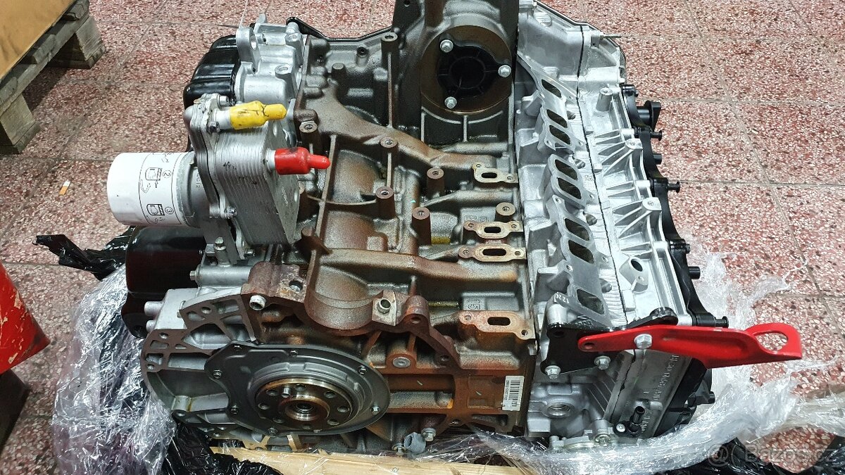 motor Land Rover - Defender DT244 - 4