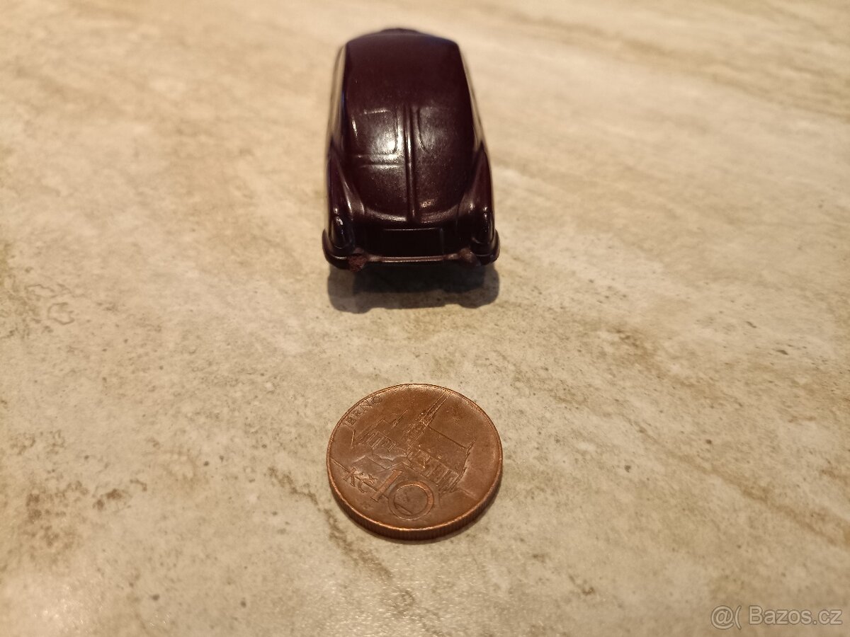 Tatra 603 IGRA + bakelit Tatra 603 - 4