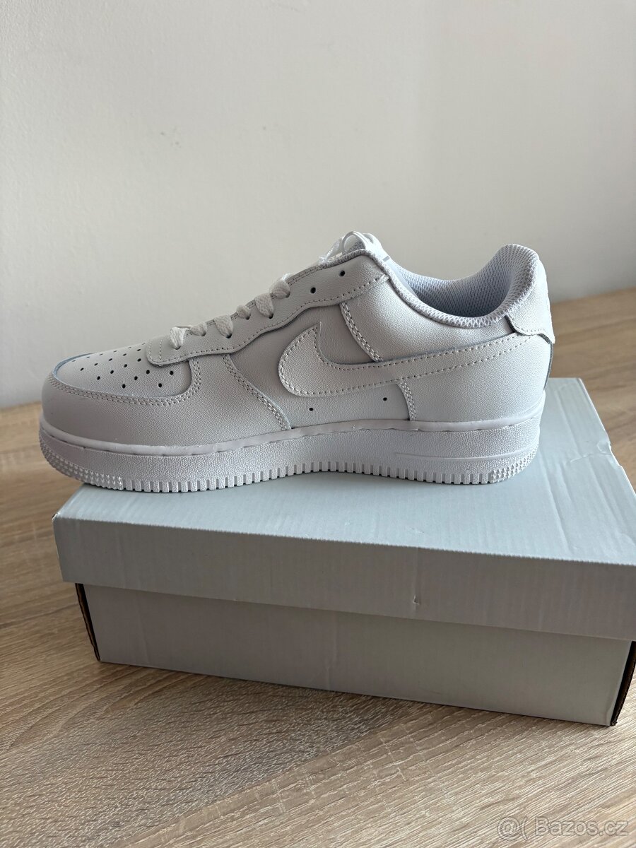 Nové nike airforce - 4
