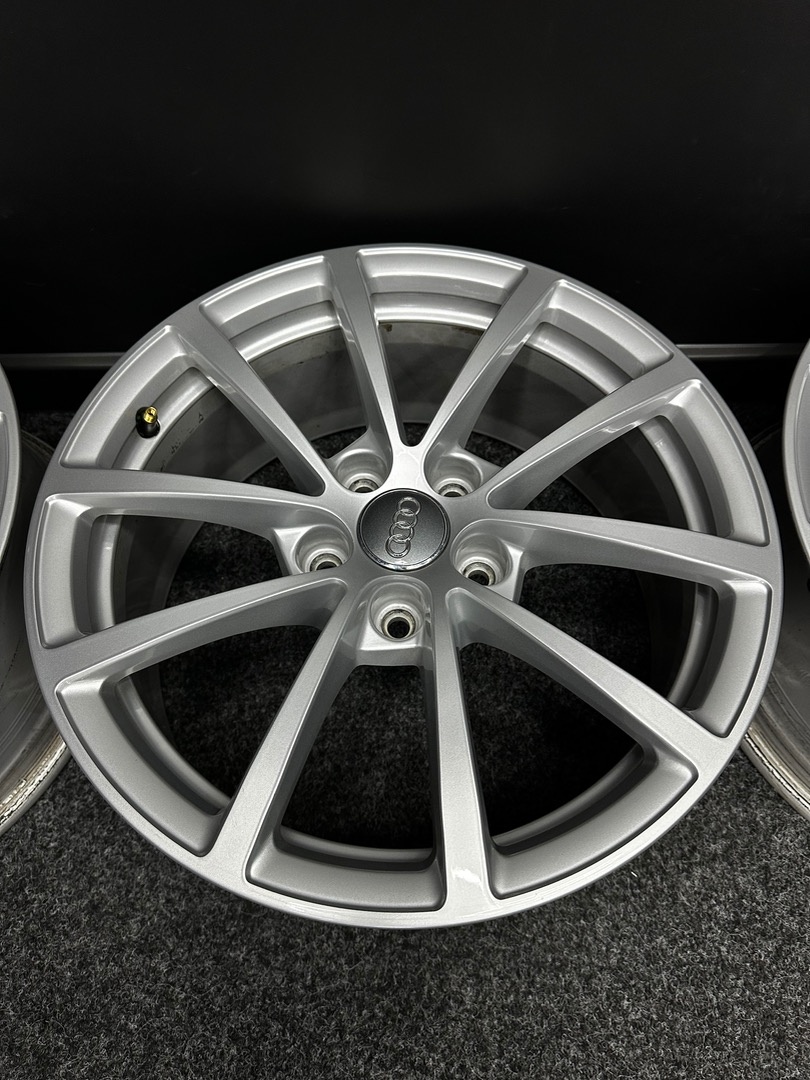 Alu Audi 5x112 17” 4K0601025 - 4