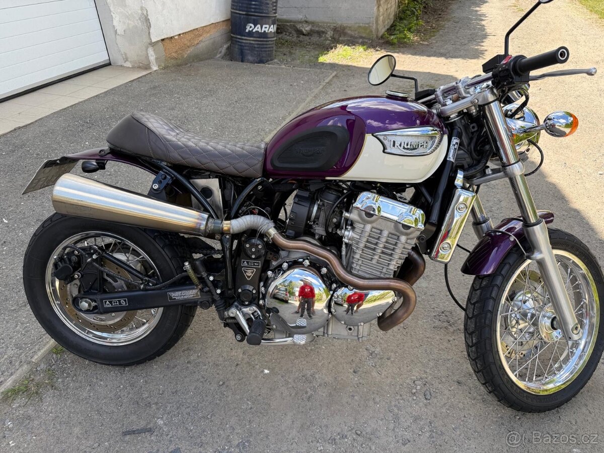 Triumph Adventurer Café racer - 4