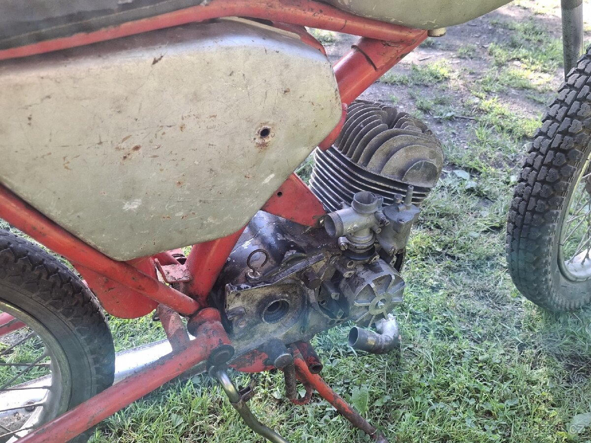 Jawa 90 - 4