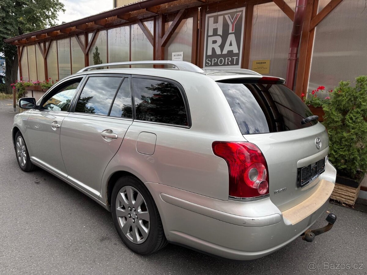 Toyota Avensis 1,8i - 4