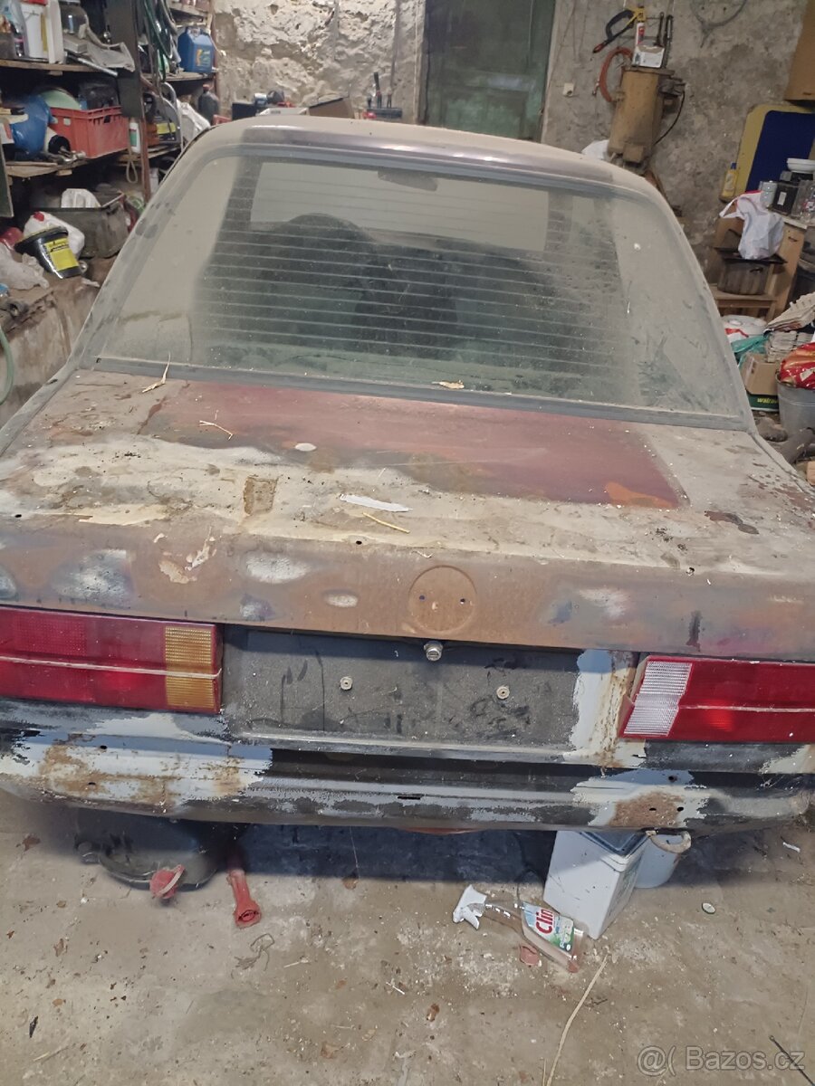 BMW e30 coupe 320i - 4
